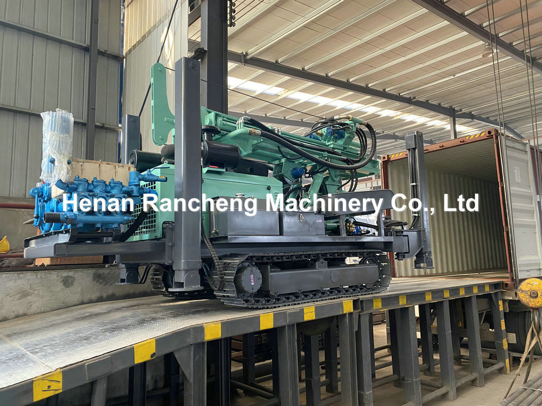 300m Tiefe Hydraulische Wasserbohrmaschine 18T Hebekraft 9000Nm Maximaldrehmoment