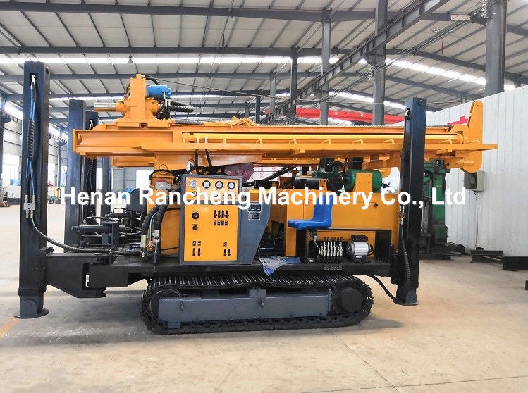 Wasserbohrmaschine für 800 m tiefe Bohrungen in allen Bodenarten