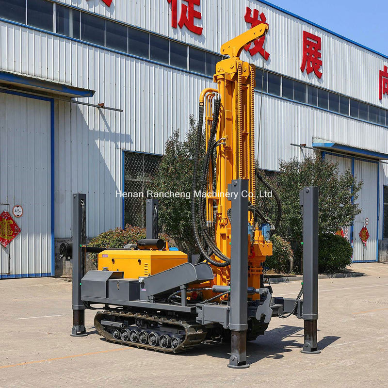 Heiß verkaufte 200m Tiefe Crawler Montierte Wasserbohrmaschine 58KW YuChai Dieselmotor