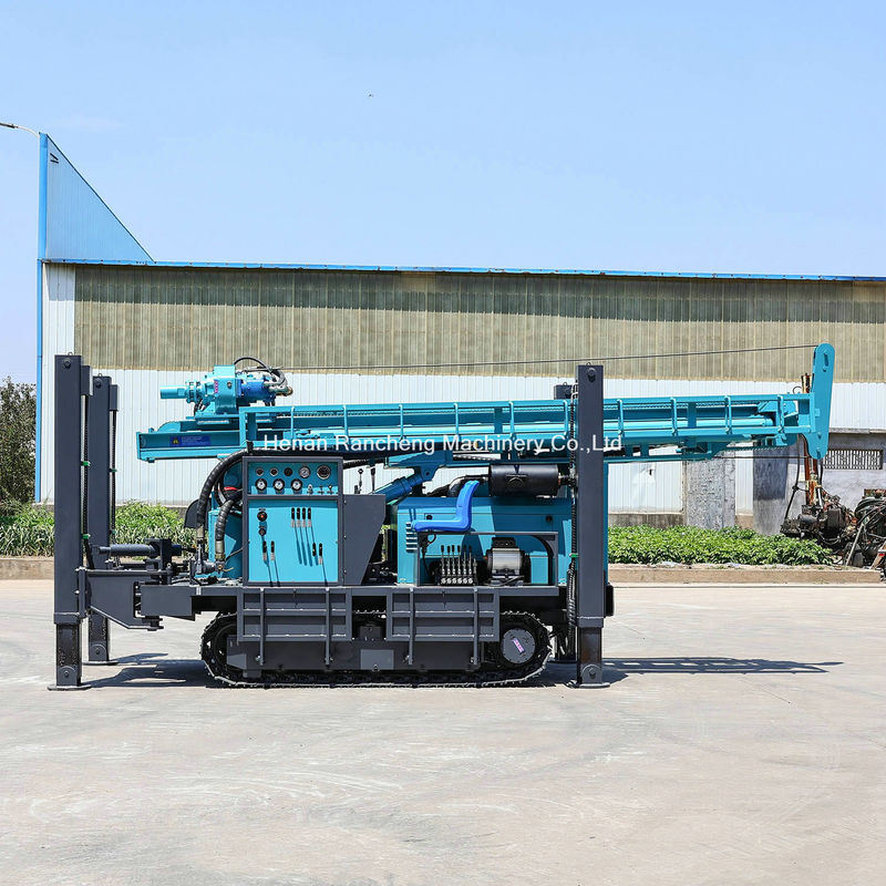 Effizienz und Zuverlässigkeit Tiefe 350 m Crawler-montierte Wasserbohrmaschine mit 91 kW Yuchai-Motor
