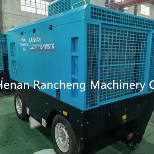 Vierrad-Anhänger Typ LGCY17-18-18/15TK Luftkompressor Arbeitsdruck 18bar 210PS Cu-mmins Motor für 150-200m Bohrung