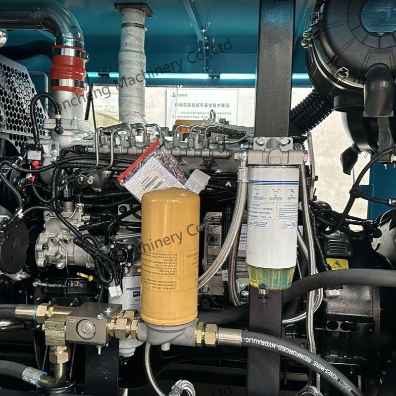 Vierrad-Anhänger Typ LGCY17-18-18/15TK Luftkompressor Arbeitsdruck 18bar 210PS Cummins Motor für 150-200m Bohrung