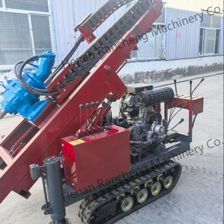 RCKM-30S Kleiner hydraulischer Pfahlantrieb für die Installation von Solarpfahlen mit Benzinmotor mit 28 PS
