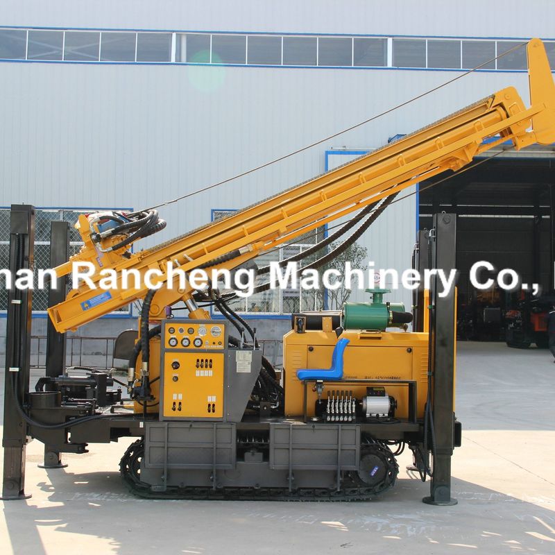 350 m Bohrtiefe 91 kW Yuchai-Motor Wasserbohranlage 22T Hebekraft
