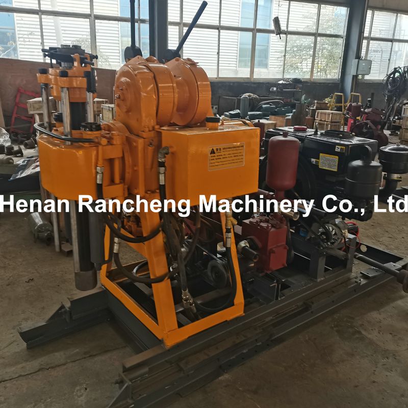 200m Tiefe Hydraulische kleine Bohrstelle Mutil Funktionelle Bohrmaschine mit 20 PS Dieselmotor