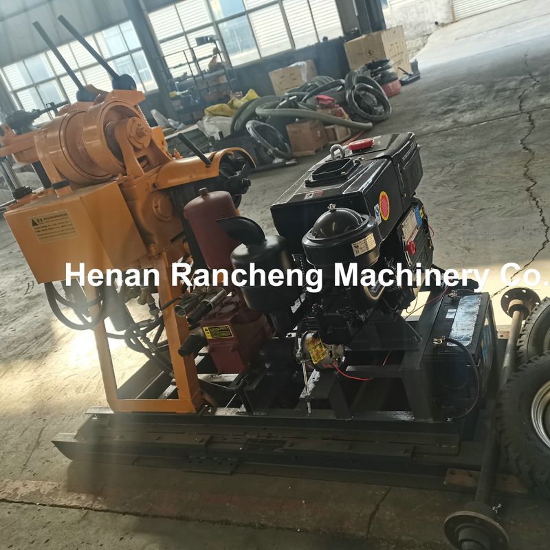 200m Tiefe Hydraulische kleine Bohrstelle Mutil Funktionelle Bohrmaschine mit 20 PS Dieselmotor