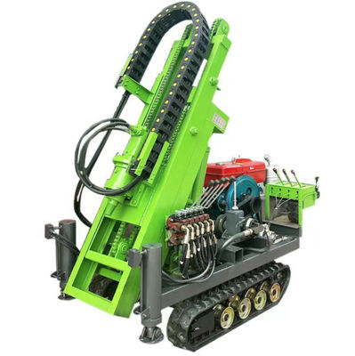 Kleiner Gummi-Crawler Solar-Pile-Treiber Einzelpumpe 1m - 30m Bohrlochtiefe