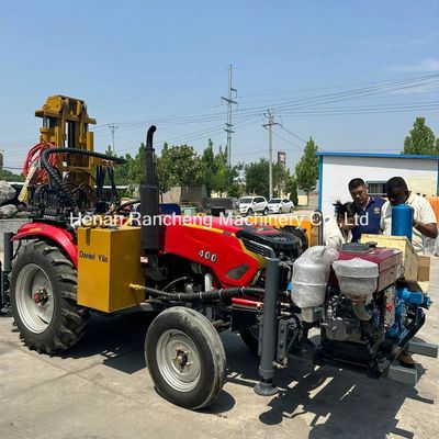 Auf Traktor montierte Bohrmaschine, die in der Lage ist, 200 m Tiefe zu bohren